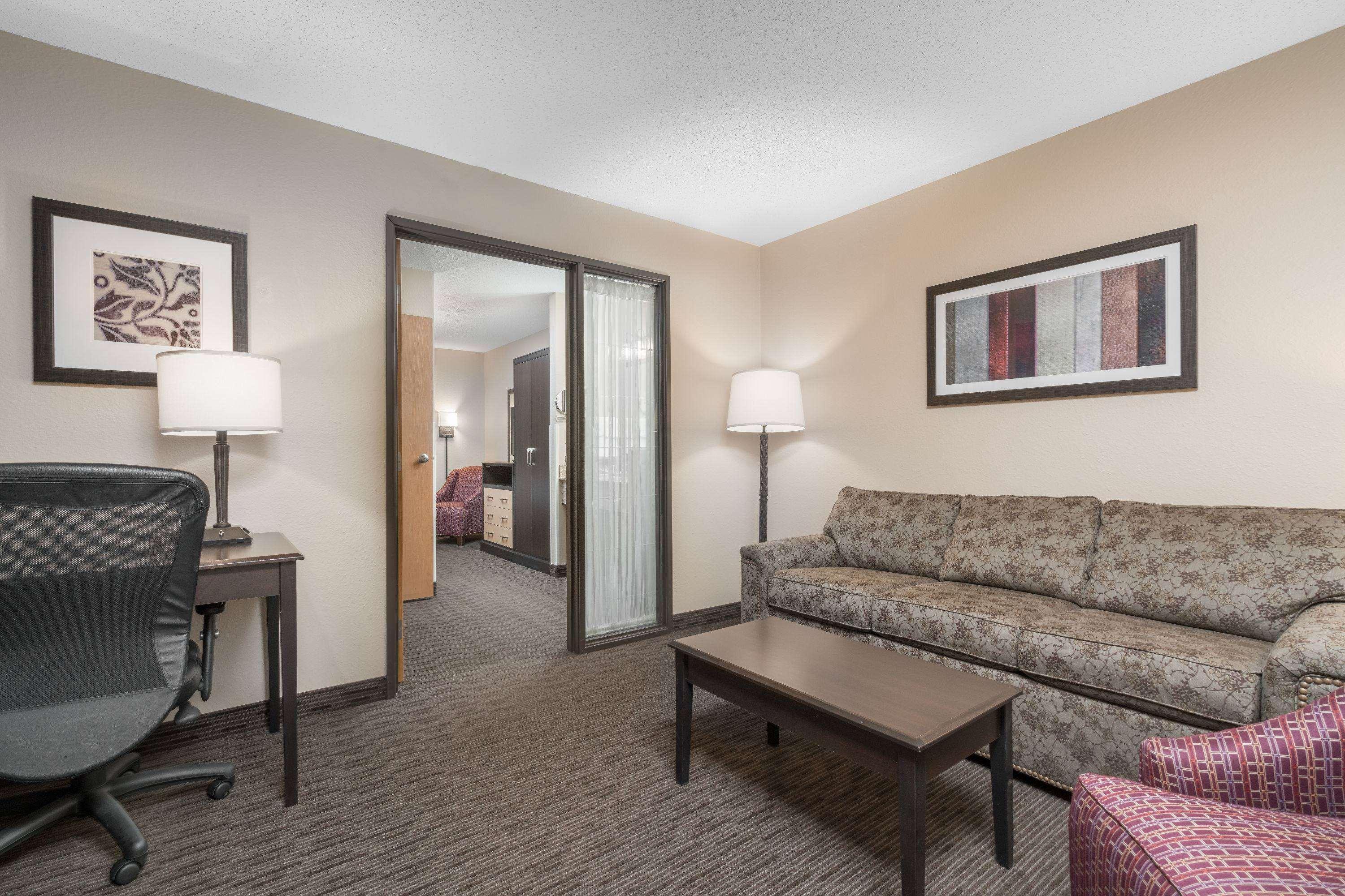 Americinn By Wyndham דטרוייט לייקס מראה חיצוני תמונה