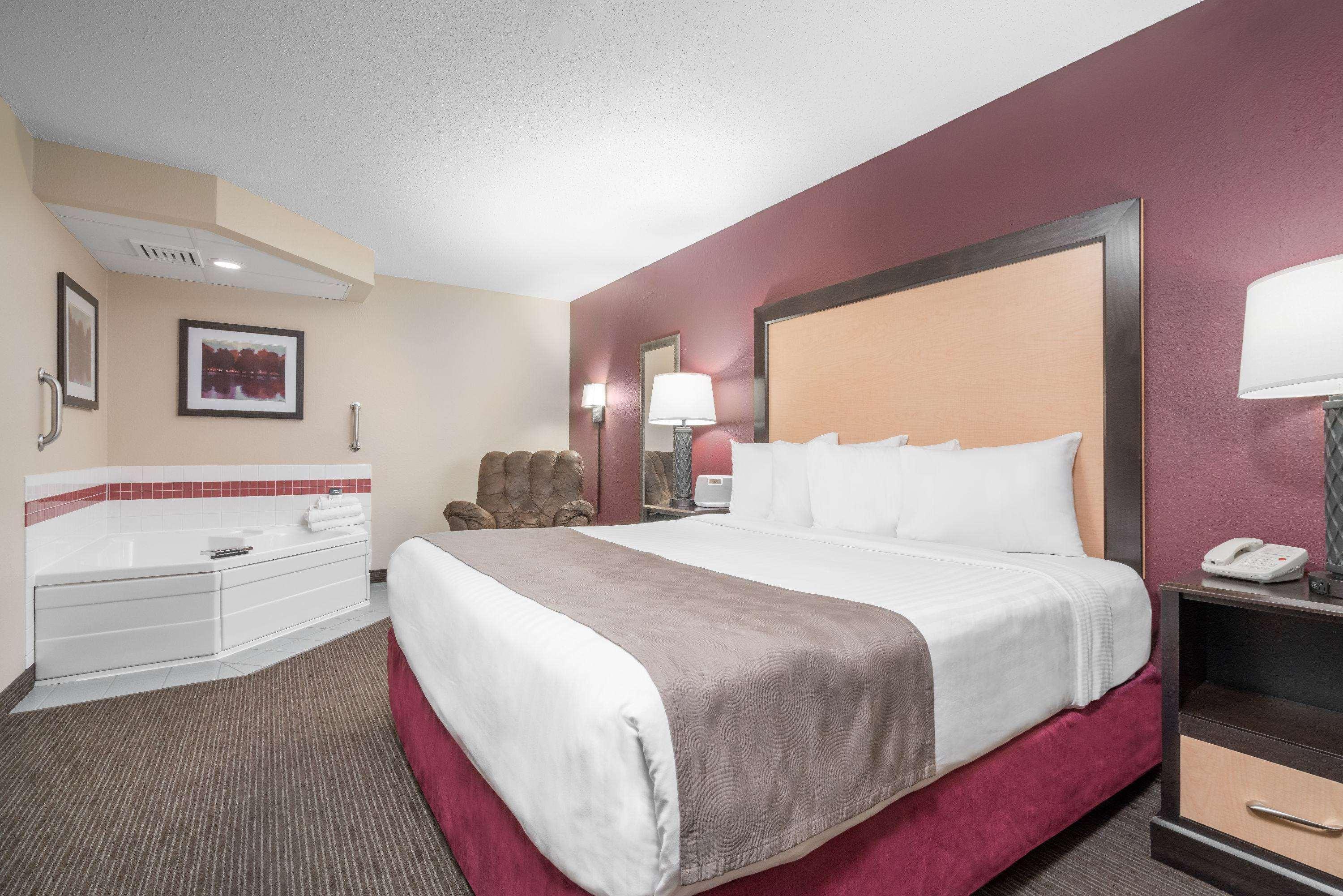 Americinn By Wyndham דטרוייט לייקס מראה חיצוני תמונה