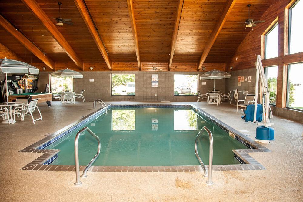 Americinn By Wyndham דטרוייט לייקס מראה חיצוני תמונה